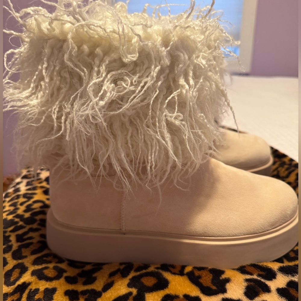 PRETTYLITTLETHING fur boots